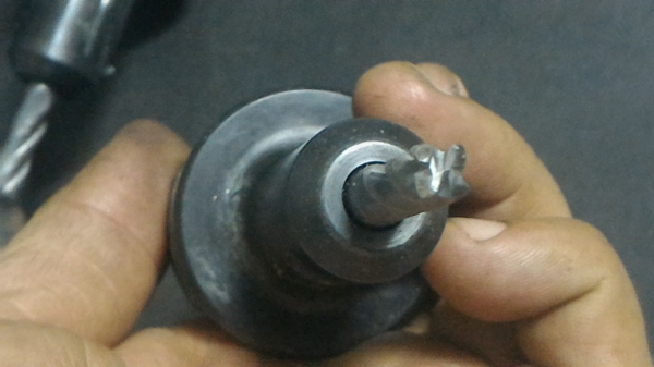 หัวTooling จับยึดเครื่องมือขึ้นรูปชิ้นงานของเครื่องกัด Milling ใช้งานได้ดี แข็งทนทาน(มี 25 หัว)