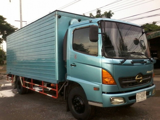 ขายHINO MEGA 144แรงตู้แห้ง5.70เมตรจดปลายปี48 รถเดิมๆ