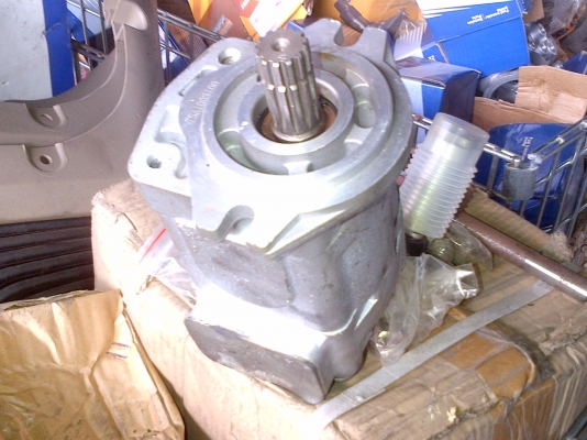 ขายถูกปั้มปั่นดั้ม KP 1505A ราคา 7500 บาท 20 ton