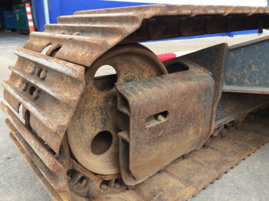 ถึงไทยแล้วครับ Komatsu PC120-6E SN: 58829 ปี 1997 ใช้งานแค่ 4 พันกว่าชม. ครับ ไม่แพง