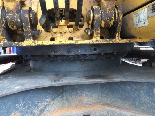 ถึงไทยแล้วครับ Komatsu PC120-6E SN: 58829 ปี 1997 ใช้งานแค่ 4 พันกว่าชม. ครับ ไม่แพง