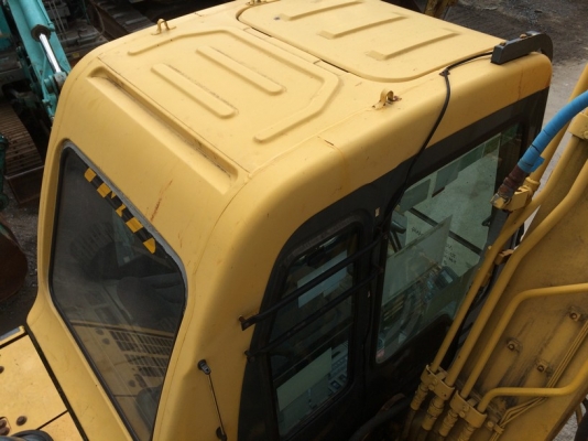 ถึงไทยแล้วครับ Komatsu PC120-6E SN: 58829 ปี 1997 ใช้งานแค่ 4 พันกว่าชม. ครับ ไม่แพง