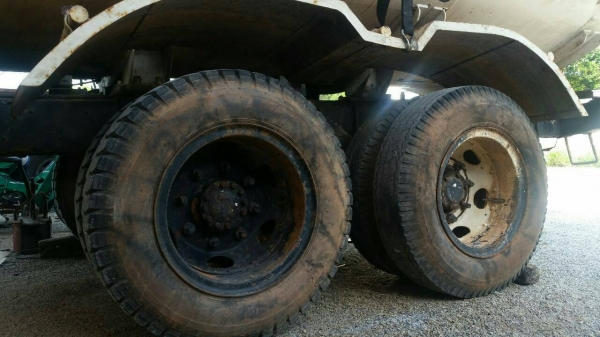 รถบรรทุกสิบล้อหัวยาว รถน้ำ เครื่อง isuzu 165 ช่วงล่างใหญ่ เอกสารครบ ทะเบียน ม.79 ราคาต่อรองได้ รถบรรทุกสิบล้อหัวยาว รถน้ำ เครื่อง isuzu 165 ช่วงล่างใหญ่ เอกสารครบ ทะเบียน ม.79 ราคาต่อรองได้