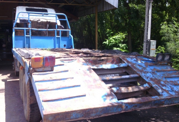 ขายรถเทนเลอร์สิบล้อ MITSUBISHI   2เพลาหางใหญ่รถสวยพร้อมใช้ราคา550,000 090-772-3710 090-772-3708