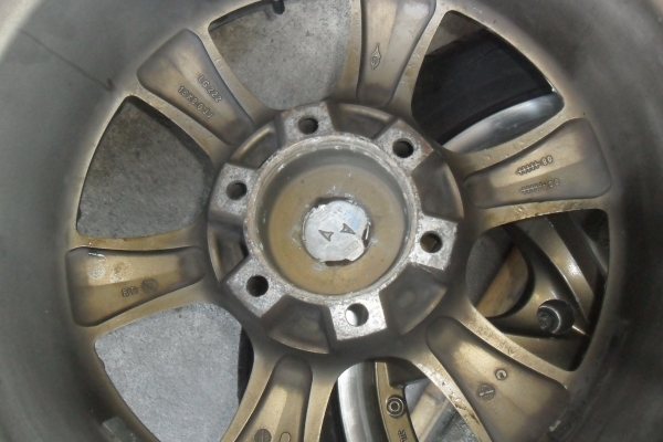 ล้อแม็ก 18นิ้ว6รุ พร้อมยาง สวยๆ 4 ล้อ ราคา 8500 บาท ล้อแม็ก 18นิ้ว6รุ พร้อมยาง สวยๆ 4 ล้อ ราคา 8500 บาท