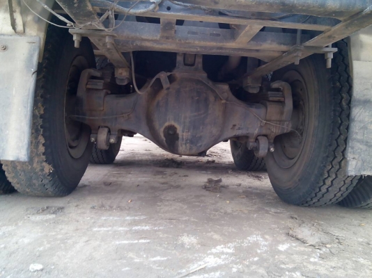 ขายรถเทนเลอร์สิบล้อ HINO  3 H  2เพลา 195 แรงรถสวยพร้อมใช้เอกสารพร้อมโอนราคา750,000 090-772-3710 090-772-3708