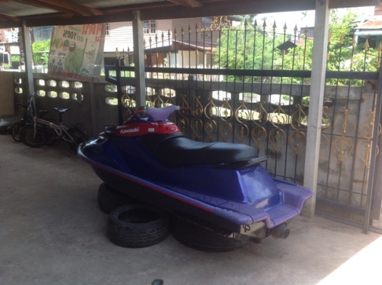 ขายเจ็ทสกีKawasaki zxi900 ราคา 59000 บาท 098-5068000