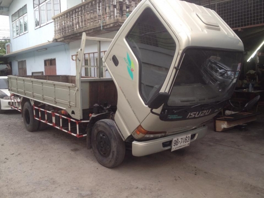 Isuzu NKR ยาว 4.30