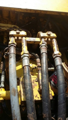 ขายรถแบคโฮ KOBELCO SK200-/// เอกสารอินวอย ระบบไฟเต็ม ราคา 850000