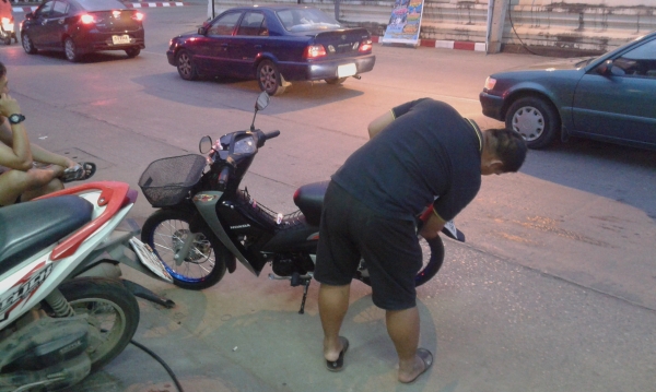 ขายเวฟ 100S เท้า ราคา 16,500 บาท ขายเวฟ 100S เท้า ราคา 16,500 บาท