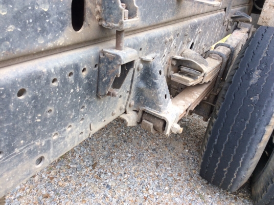 ขายรถบรรทุก 6 ล้อดัมพ์ ISUZU NQR 150 แรงม้าปี 2550 ราคา 600000