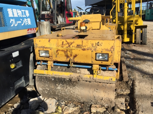 ขายรถบด SAKAI TW41 เก่านอกพร้อมใช้งาน ขายรถบด SAKAI TW41 เก่านอกพร้อมใช้งาน