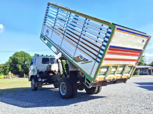 ขาย 6 ล้อดั้มร็อกกี้"รถห้าง" 165 แรงม้า ปี 1995 กระบะอลูมิเนียม ยาว 5.50 เมตร