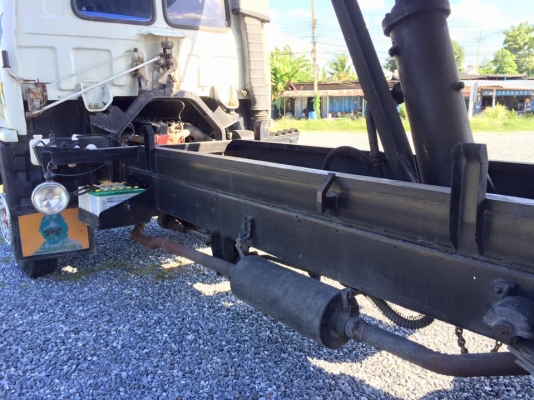 ขาย 6 ล้อดั้มร็อกกี้"รถห้าง" 165 แรงม้า ปี 1995 กระบะอลูมิเนียม ยาว 5.50 เมตร