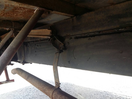 ขายรถ ISUZU Rocky ปี 47  เครื่อง 6HE1 195 แรงม้า ติดเครน UNIC 2.9 ตัน คัสซีFRR32LB