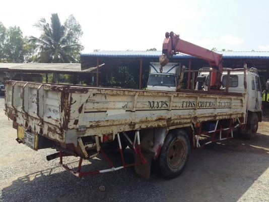 ขายรถ ISUZU Rocky ปี 47  เครื่อง 6HE1 195 แรงม้า ติดเครน UNIC 2.9 ตัน คัสซีFRR32LB