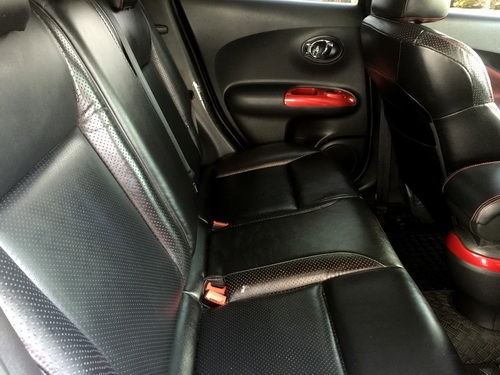 **Nissan Juke ปี14 ท็อปสุด สีเทาดำ แต่งJukeRเต็มลำ เลขไมล์หลักพัน หล่อสุดในตลาด ราคาคุ้มๆ**