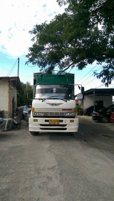 10ล้อ F17 ห้างแท้ เพลาเดียว 185 แรง ยาว 6 เมตร เบรคจิฟฟี่ คัสซีสวย คอกมิเนียมสามมิตรคับผม