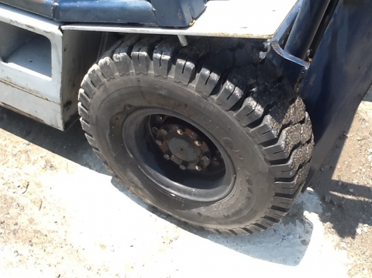 Komatsu fg15-15 สภาพดีมากเพิ่งเข้าจากญี่ปุ่นสวยๆราคาไม่แพงครับ