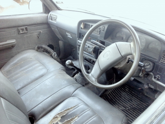 .ขายTOYOTAตอนเดียว ปี36 ลดเหลือ45000