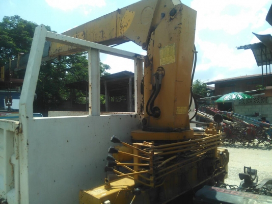 หกล้อ อีซูซุ NPR135เครน3ตัน4ปอก3ชัก สภาพดีสวยพร้อมใช้ ทะเบียนพร้อมโอนรถ