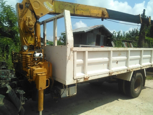 หกล้อ อีซูซุ NPR135เครน3ตัน4ปอก3ชัก สภาพดีสวยพร้อมใช้ ทะเบียนพร้อมโอนรถ