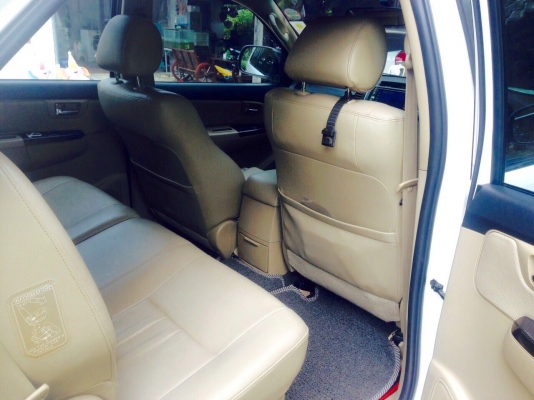 Toyota Fortuner TRD 3.0 4wd ตัว TOP ปี 2010
