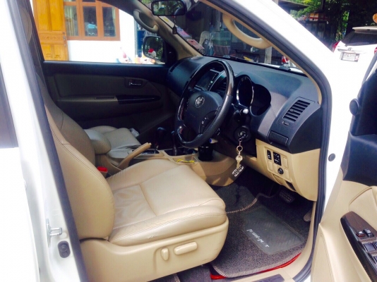 Toyota Fortuner TRD 3.0 4wd ตัว TOP ปี 2010