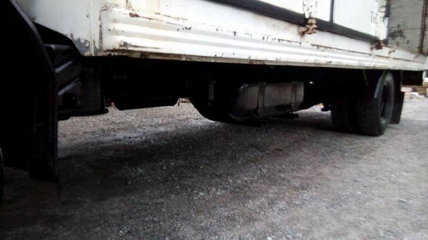 ขายรถ 6ล้อ  พร้อมเปิดข้างและหลัง  320,000 บาท