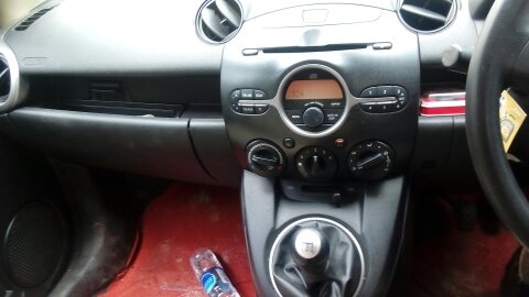 ขายดาวส์ MAZDA 2 ขายดาวส์ MAZDA 2