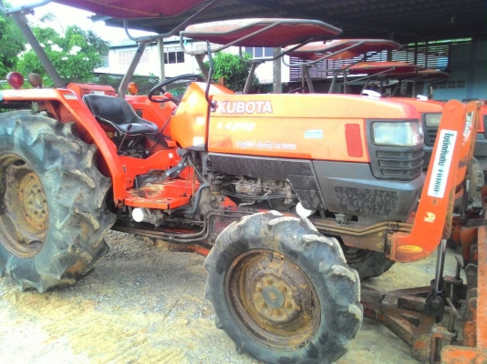 ขายรถไถ KUBOTA L4508 พร้อมดันหน้า  ราคา 200,000 รถอยู่ อ.แกลง จ.ระยอง สนใจสอบถาม 0818618678  id line=0818618678 id line=carbonthai  มีรถขนส่งได้ทั่วประเทศไทย  https://www.facebook.com/Tractors-Rayong-307154532717928/timeline/