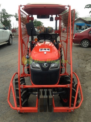 รถไถมือสองเข้าร่องอ้อย KUBOTA B2440 พร้อมโครงกันอ้อยและจอบหมุน