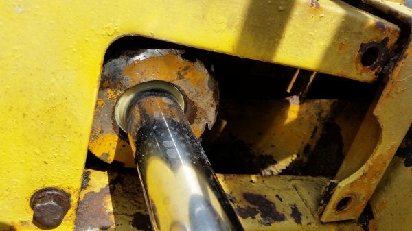 ขายด่วนรถเเม็คโครK0MATSU-PC40-2แทคเหล็กใหญ่เคื่องโครถเก่าญี่ปุ่นแท้ไม่เคยใช้งานเมืองไทยเลยรถดีพร้อมใช้ส่งให้ฟรีๆ