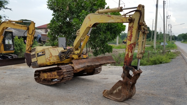 ขายด่วนรถเเม็คโครK0MATSU-PC40-2แทคเหล็กใหญ่เคื่องโครถเก่าญี่ปุ่นแท้ไม่เคยใช้งานเมืองไทยเลยรถดีพร้อมใช้ส่งให้ฟรีๆ