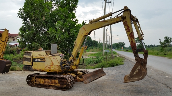 ขายด่วนรถเเม็คโครK0MATSU-PC40-2แทคเหล็กใหญ่เคื่องโครถเก่าญี่ปุ่นแท้ไม่เคยใช้งานเมืองไทยเลยรถดีพร้อมใช้ส่งให้ฟรีๆ