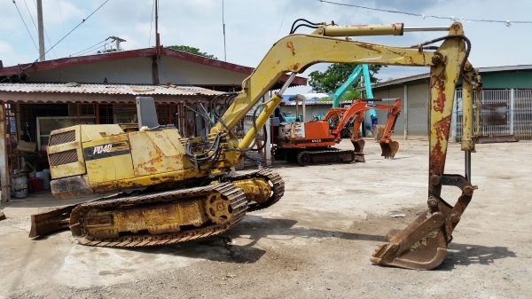 ขายด่วนรถเเม็คโครK0MATSU-PC40-2แทคเหล็กใหญ่เคื่องโครถเก่าญี่ปุ่นแท้ไม่เคยใช้งานเมืองไทยเลยรถดีพร้อมใช้ส่งให้ฟรีๆ