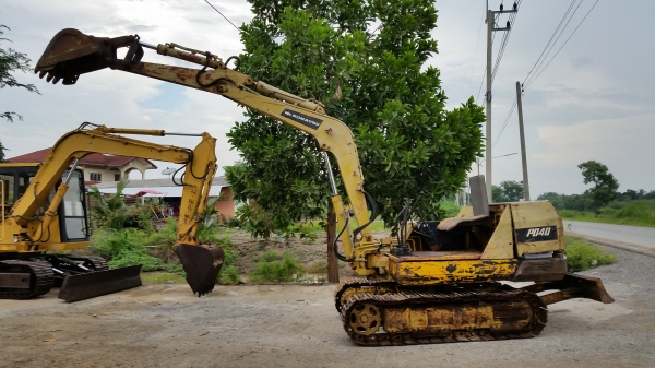 ขายด่วนรถเเม็คโครK0MATSU-PC40-2แทคเหล็กใหญ่เคื่องโครถเก่าญี่ปุ่นแท้ไม่เคยใช้งานเมืองไทยเลยรถดีพร้อมใช้ส่งให้ฟรีๆ