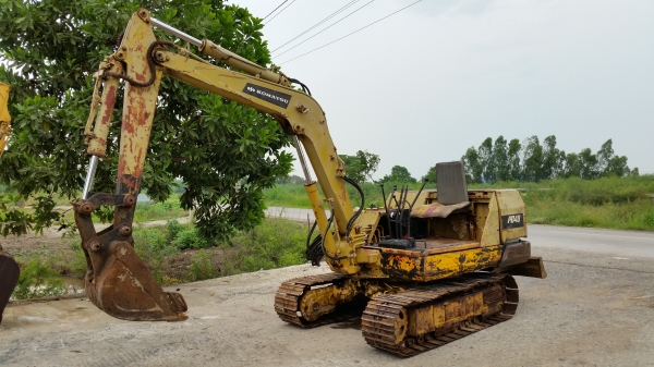 ขายด่วนรถเเม็คโครK0MATSU-PC40-2แทคเหล็กใหญ่เคื่องโครถเก่าญี่ปุ่นแท้ไม่เคยใช้งานเมืองไทยเลยรถดีพร้อมใช้ส่งให้ฟรีๆ