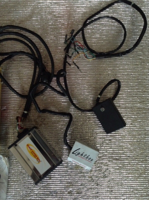 กล่องดันราง 3 in 1 พร้อมคันเร่งไฟฟ้าvigo