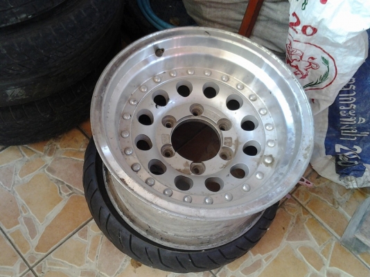 หยดน้ำ 15x8.5  มีแค่ 1 วงนะครับ