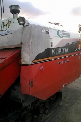 ขายรถเกี่ยวข้าว KUBOTA DC60 ปี54 สภาพพร้อมใช้งาน เอกสารพร้อมโอน สนใจโทร 090-8588220คุณนะ 093-3258446คุณบิว หรือเข้าดูสินค้าอื่นๆได้ที่ www.truck.in.th/498 หรือเพจFacebook ณรงค์ ซื้อขายรถมือสอง (เว็บไซต์ส่วนตัว) หรือFacebook ตลาดรถมือสอง คุณนะ