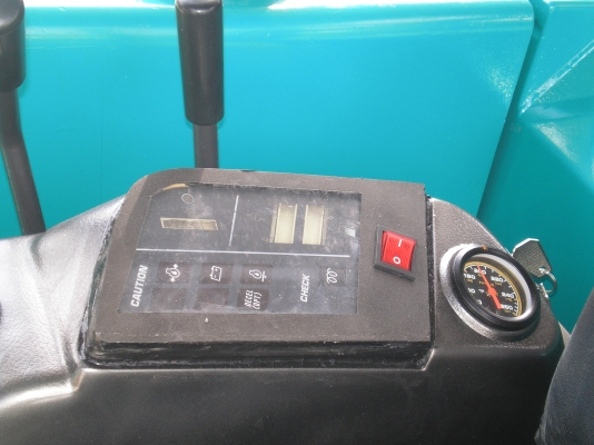 ขายแบคโฮKOMATSU PC 30-7   พร้อมใช้งาน  มีไลหัวเจาะ