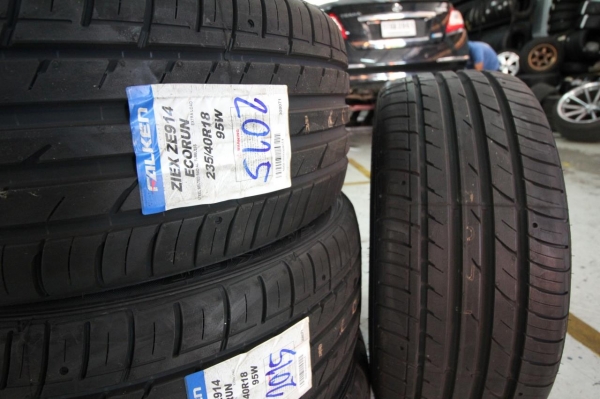 ยาง FALKEN ZE914 ECORUN 235/40R18