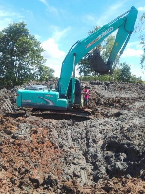 ขายรถขุด kobelco sk200-8ซุปเปอร์เอ็กซ์เอ็ม ทำงานน้อย6,&times;&times;&times; ชม.mark8 super xm เช็คศูนย์ตลอดการใช้งาน สวยรถเต็ม
