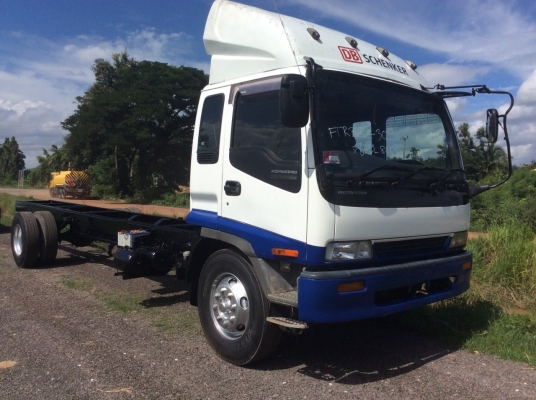 ISUZU DECA เครื้อง 6HE1 โบอินเตอร์ (230แรง)  เฉพาะครัทซี ยาว 8.5 ม.  เครื่องดี ยางดี ขับดี ครัทซีสวย ขาย 650,000 บาท( ศุภากร 081-1903107 ,081-4252943)