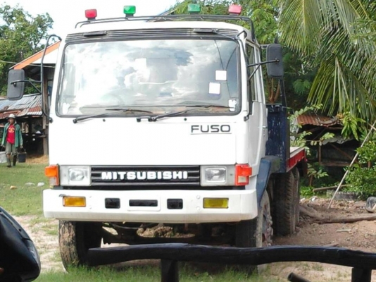 ขาย10ล้อหลง1เพลาลาก200 FUSO170 แชชซีสวย เครื่องดี เหล็กดรีมสอดทะลุ สภาพพร้อมใช้งาน เอกสารเล่มทะเบียนพร้อมโอน