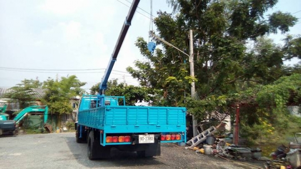 ขายรถ 6ล้อ อิซูซู  ติดเครน ราคา 820,000 บาท