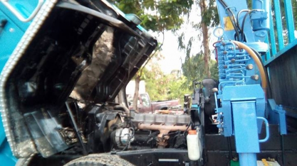 ขายรถ 6ล้อ อิซูซู  ติดเครน ราคา 820,000 บาท