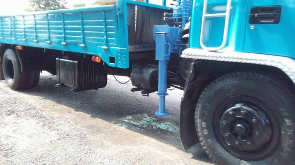 ขายรถ 6ล้อ อิซูซู  ติดเครน ราคา 820,000 บาท