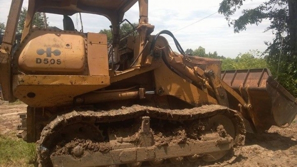 ขายรถแทร็กเตอร์ D50S สภาพพร้อมใช้งาน สนใจโทร 090-8588220คุณนะ 093-3258446คุณบิว หรือเข้าดูสินค้าอื่นๆได้ที่ www.truck.in.th/498 หรือเพจFacebook ณรงค์ ซื้อขายรถมือสอง (เว็บไซต์ส่วนตัว) หรือFacebook ตลาดรถมือสอง คุณนะ